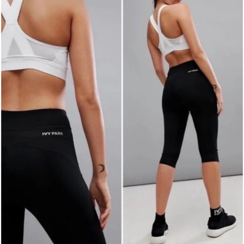 NEW IVY PARK ‘Y’ High-Rise Capri Leggings in Black